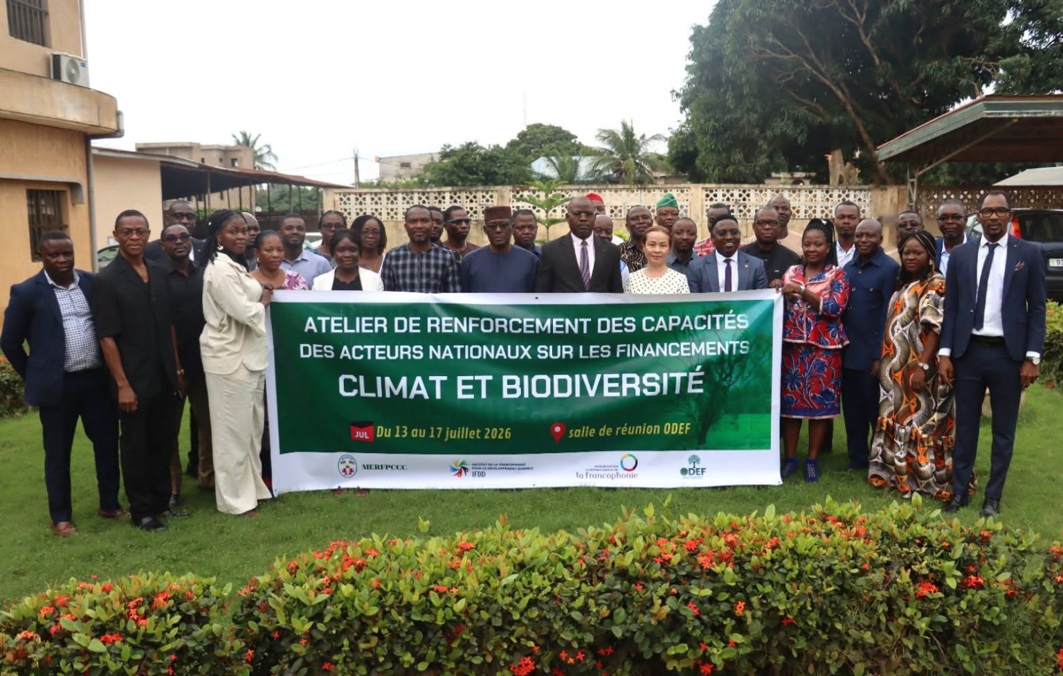 photo de famille lors de la formation